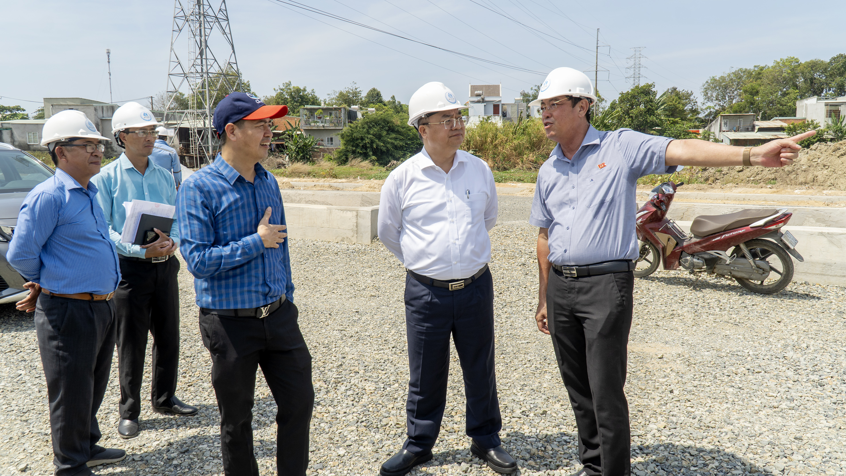 Lãnh đạo TP. Vũng Tàu khảo sát tại Dự án Đường cầu Cháy thuộc địa bàn phường 11, 12.