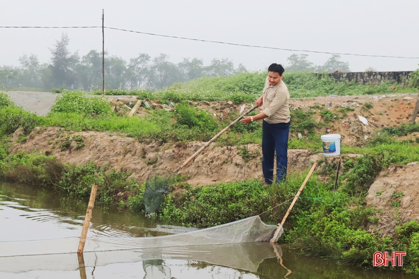 Cán bộ thôn tâm huyết, giỏi làm kinh tế ở ven đô Hà Tĩnh