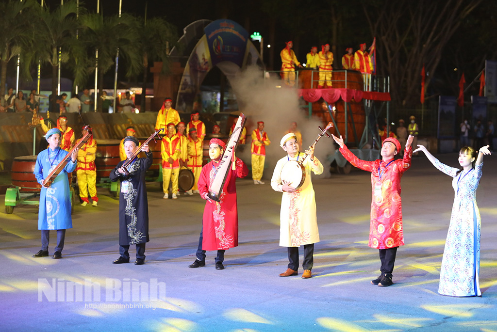 Rực rỡ sắc màu văn hóa tại Festival Ninh Bình 2022