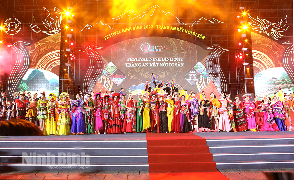 Lễ khai mạc Festival Ninh Bình 2022 Tràng An kết nối di sản