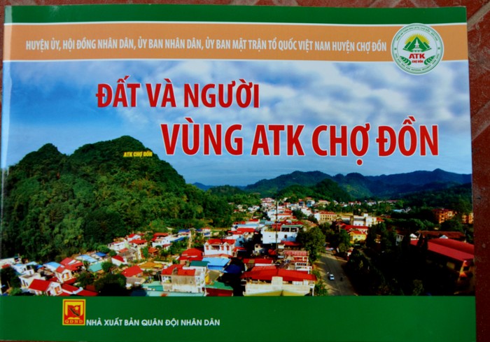 Cuốn sách “Đất và người vùng ATK Chợ Đồn”- tư liệu quý về vùng quê cách mạng ảnh 2