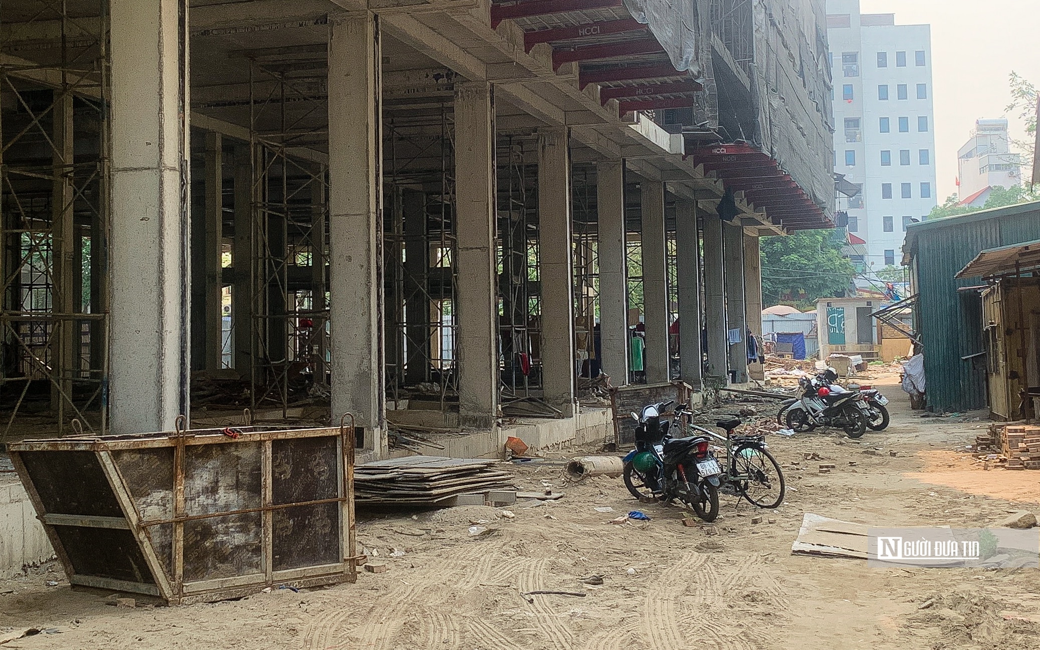 Real Estate - Construction progress of Langs Village project at 82 Lang Chua (Figure 7).