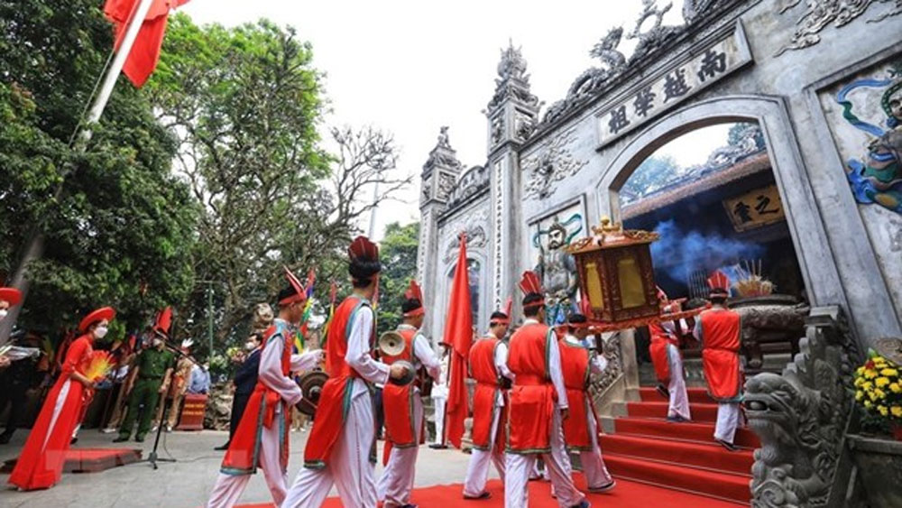 Tỉnh Phú Thọ, bảo đảm giao thông, Giỗ tổ Hùng Vương, phân luồng giao thông, Tuần Văn hóa-Du lịch đất tổ, Khu di tích lịch sử Đền Hùng