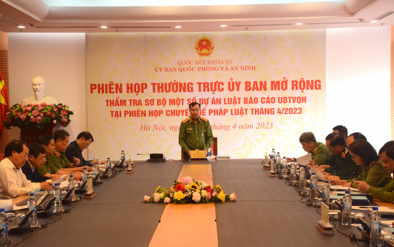 tao dieu kien thuan loi nhat ve xuat nhap canh cho cong dan viet nam va tat ca cac nuoc hinh 1