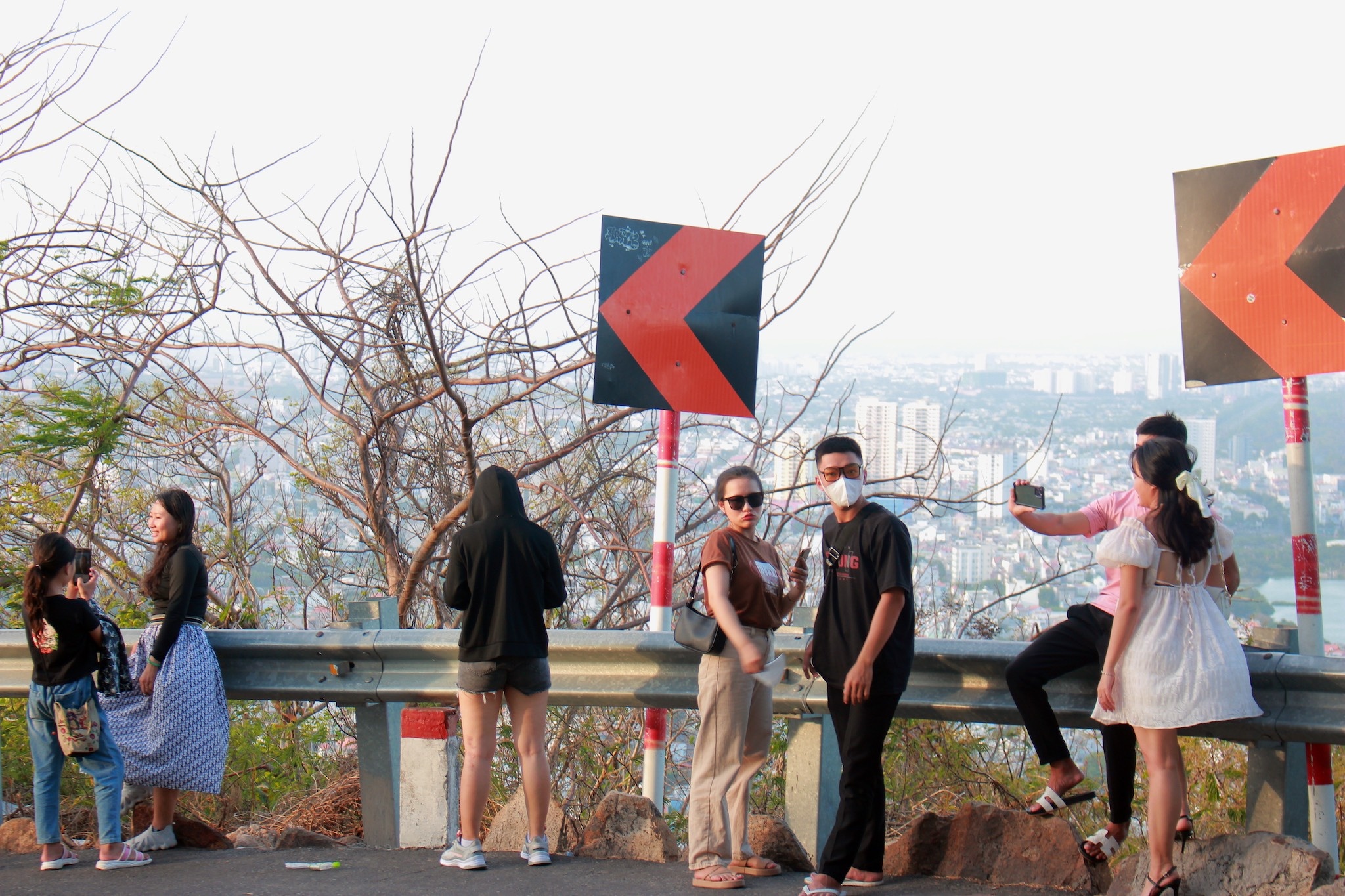 du lich vung tau,  check-in vung tau,  dia diem du lich,  du khach xep hang,  du lich le 30/4,  tam bien vung tau,  bien vung tau anh 5