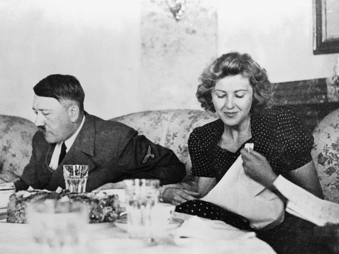 Trùm phát xít Hitler và Eva Braun. Ảnh: Bettmann