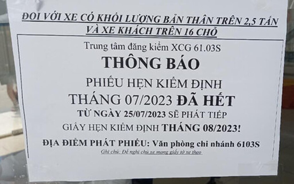 Hàng chục ngàn xe nằm bãi vì ùn tắc đăng kiểm  - Ảnh 3.