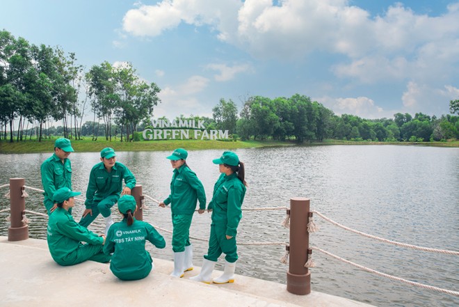 Phát triển bền vững cùng người lao động, Vinamilk được bình chọn là ‘Nhà tuyển dụng được yêu thích nhất năm 2022’ ảnh 3