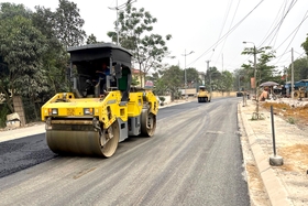 Tạo đà cho kinh tế-xã hội phát triển