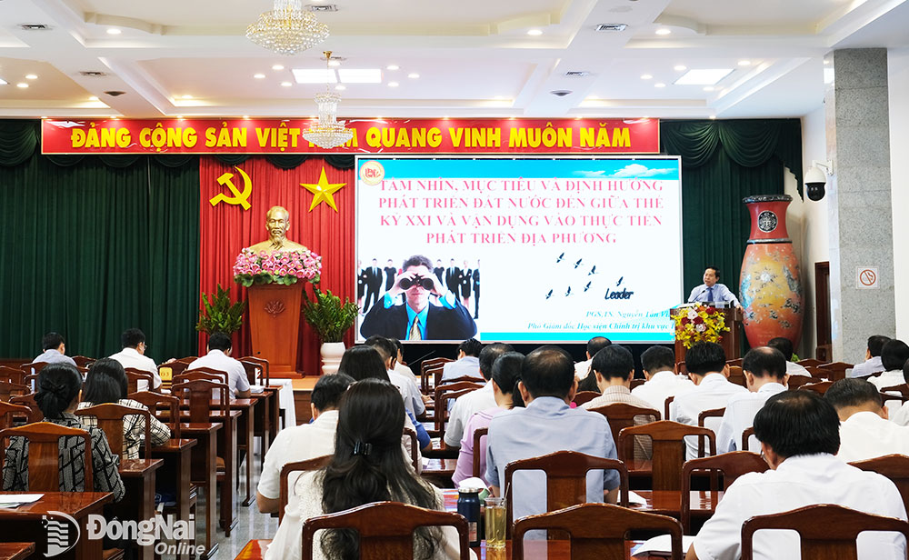 Quang cảnh lớn học: Ảnh: Đắc Nhân