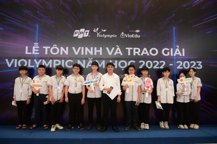 Vinh danh hơn 21.000 học sinh đạt giải toàn quốc tại sân chơi Violympic - 2