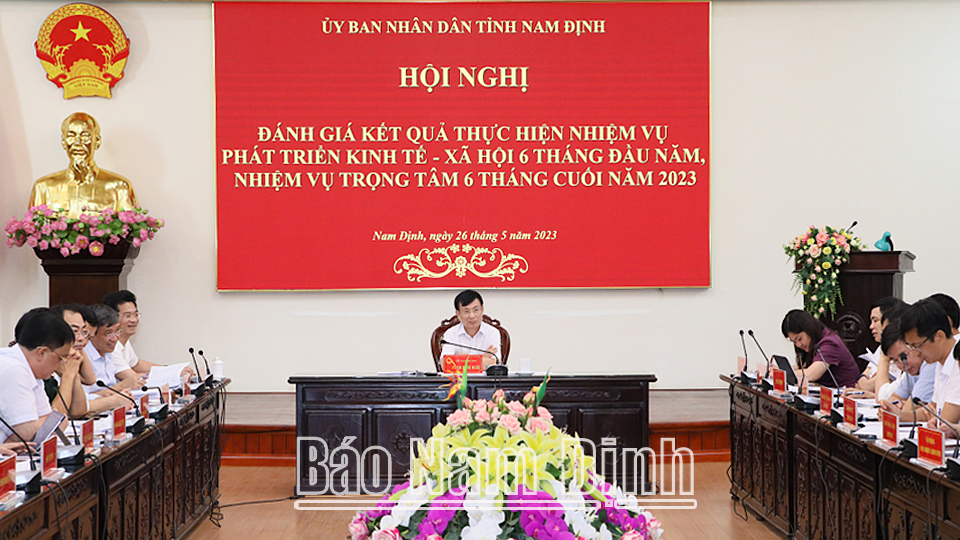 Quang cảnh hội nghị.