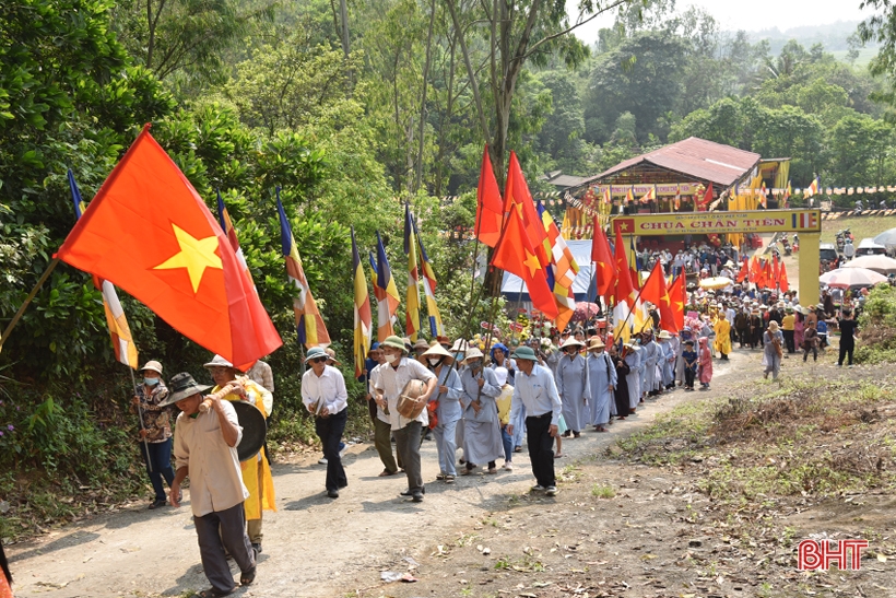 Thăm Chân Tiên tự, ngôi chùa cổ trên dãy núi Hồng Lĩnh