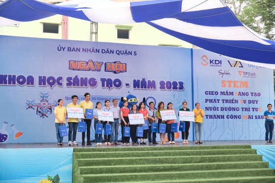 Quận 5: Hơn 1.000 học sinh, giáo viên và phụ huynh tham gia Ngày hội Khoa học sáng tạo ảnh 4