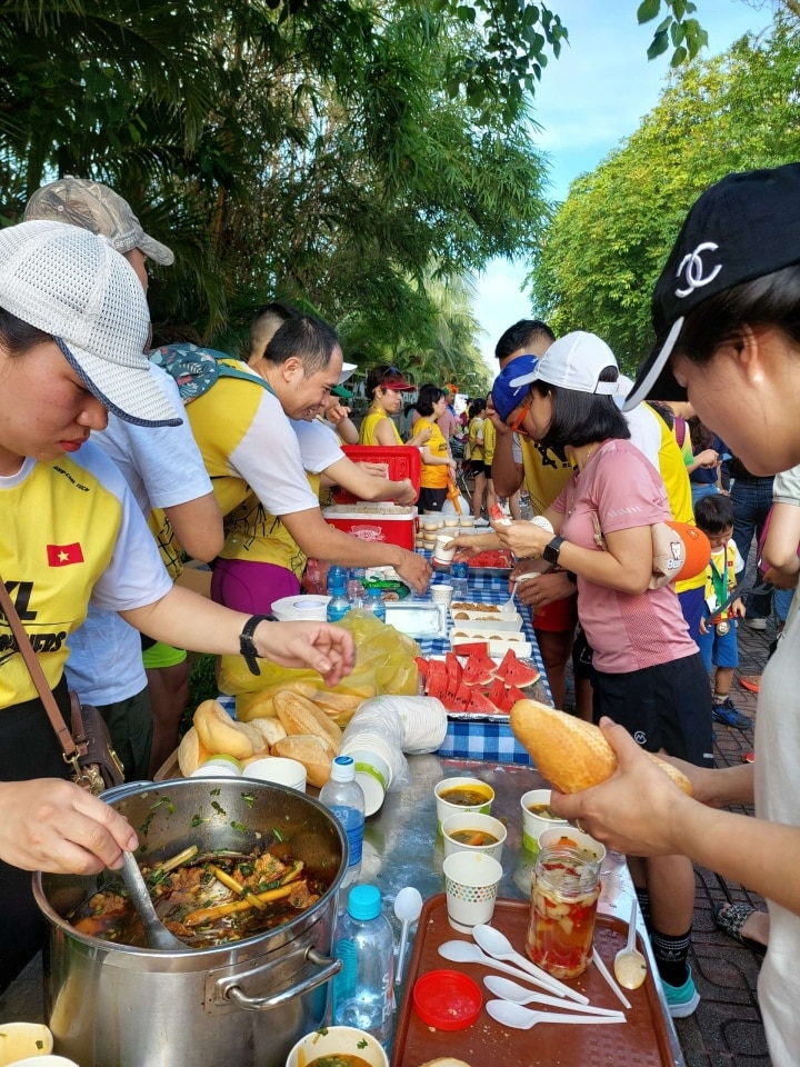 230 em nhỏ tham dự giải chạy bộ VKL Kids Run - 7