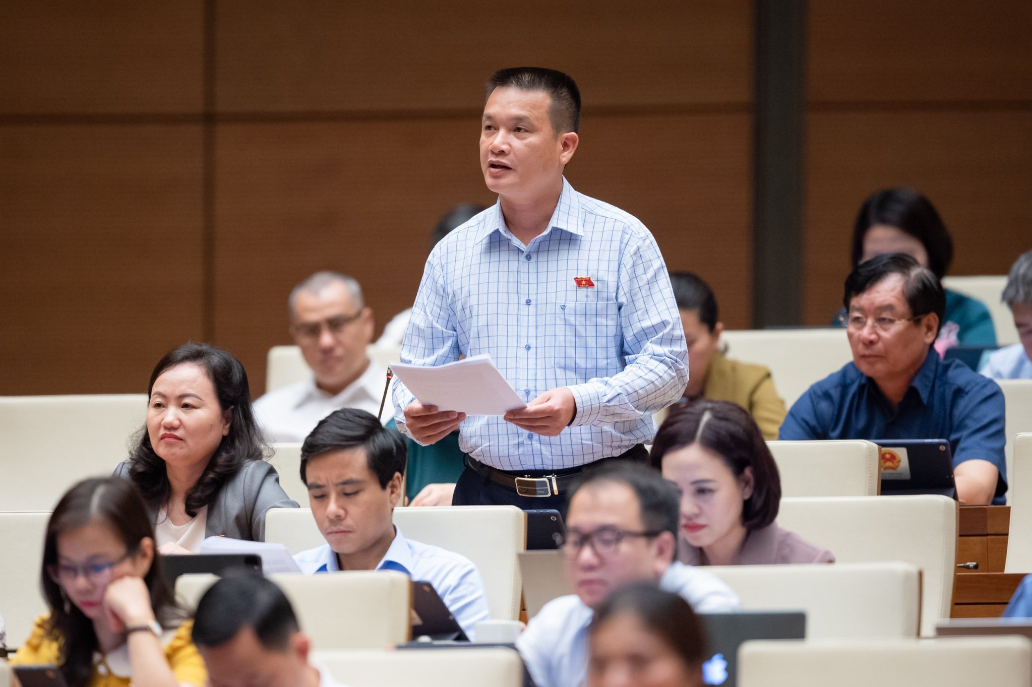 Đối thoại - Nhìn lại vụ Việt Á, ĐBQH nói 'cú lừa ngoạn mục sắc như dao cắt' (Hình 2).