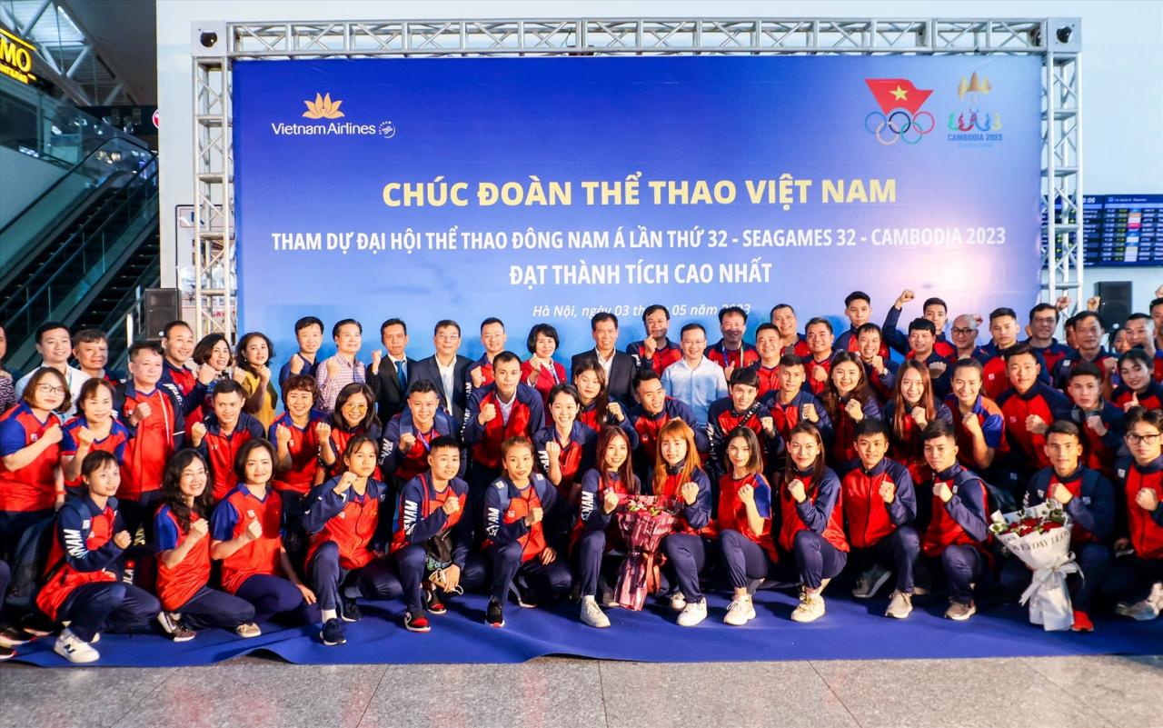 Đoàn thể thao Việt Nam lên đường tham dự SEA Games 32 ngày 3.5. Ảnh: Bùi Lượng