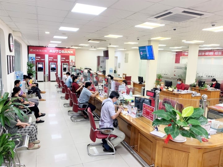 Agribank giảm tiếp 0,5% lãi suất cho vay - 1