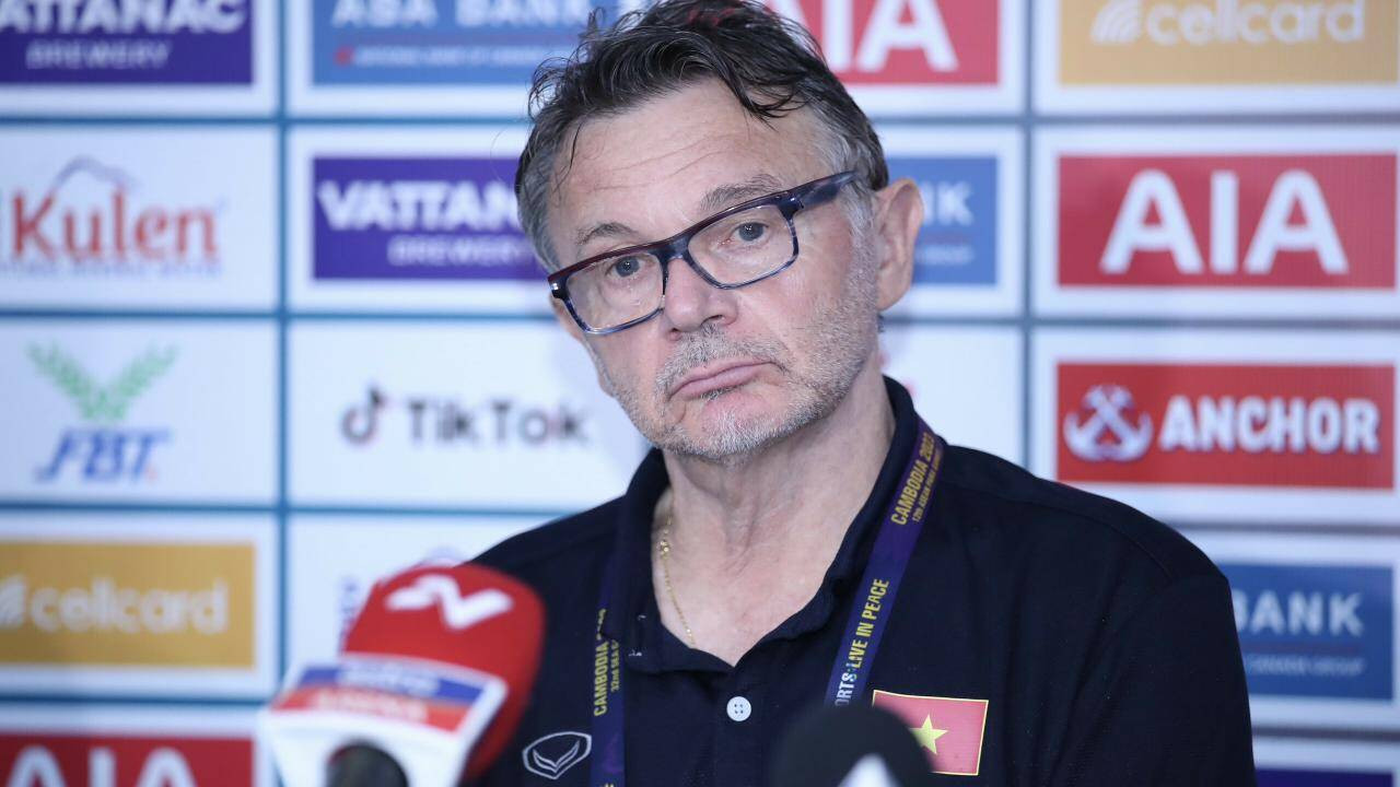 báo indonesia dự đoán điều chẳng lành cho hlv troussier sau sea games 32