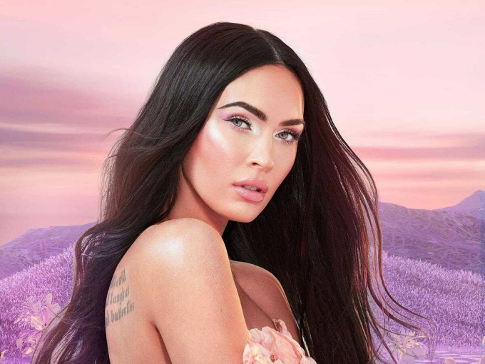 Nữ diễn viên Megan Fox trên tạo chí Glamour. Ảnh: Glamour