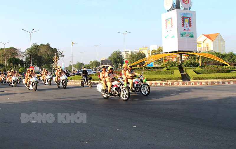 Ra quân đảm bảo tình hình an ninh, trật tự xã hội.