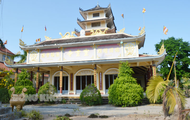 Trong năm Canh Ngọ (1930), theo sự góp ý của cụ Phó bảng Nguyễn Sinh Sắc, Hòa thượng Khánh Hòa đổi hiệu chùa “Tiên Linh” thành “Tuyên Linh”. 