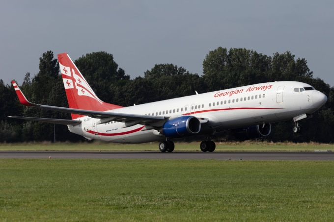 Phi cơ Boeing 737 của hãng hàng không Gruzia Georgian Airways cất cánh từ sân bay Schiphol, Hà Lan tháng 9/2021. Ảnh: Reuters