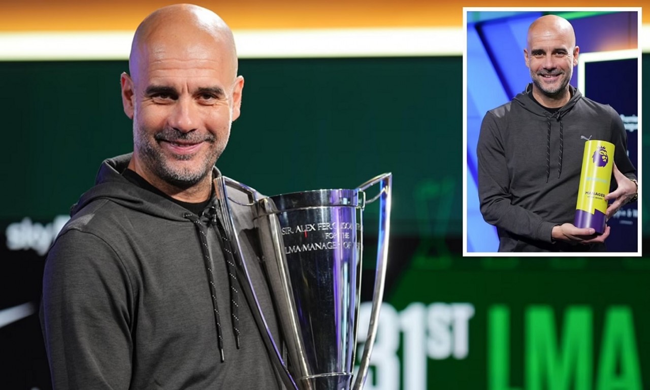 HLV Pep Guardiola nhận giải HLV xuất sắc nhất Ngoại hạng Anh 2022/23