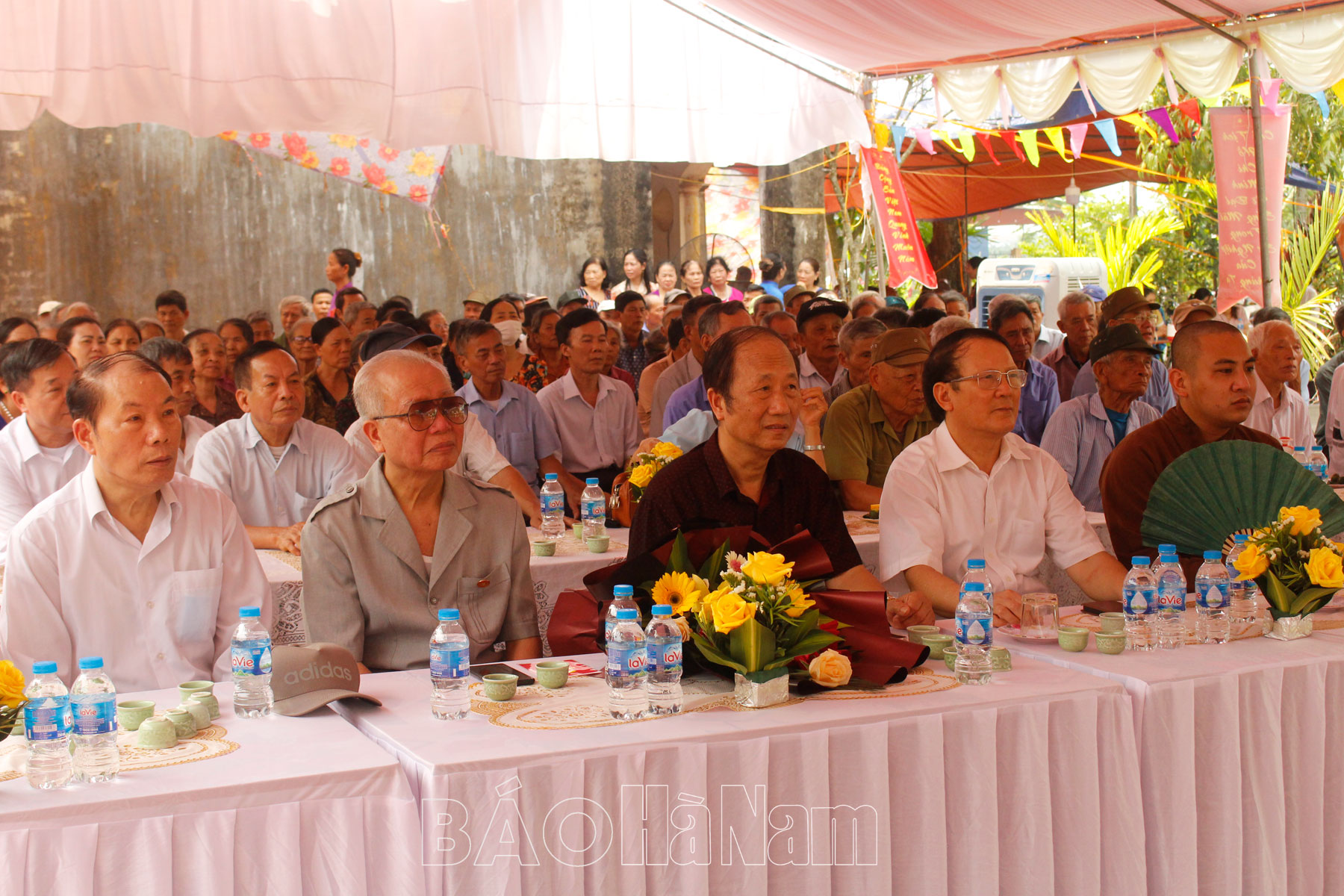  Lễ giỗ Hoàng đế Trần Thái Tông và khánh thành  hồ bán nguyệt đình Cả xã Vũ Bản