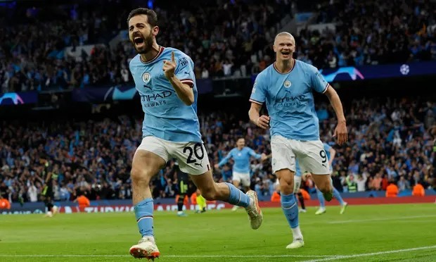 Bernardo Silva lập cú đúp, đưa Man City đến chiến thắng đậm. Ảnh: Guardian