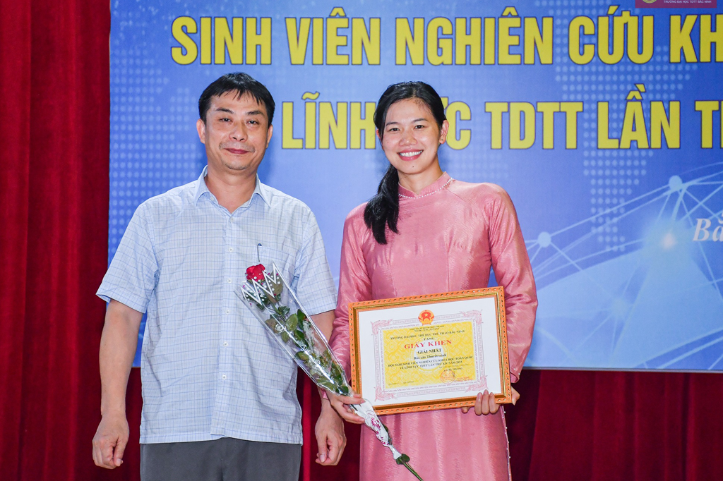 Thành tựu mới của kình ngư Ánh Viên - Ảnh 1.