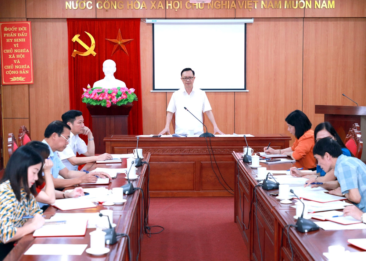 Toàn cảnh phiên họp.