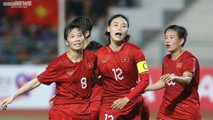 Tuyển nữ Việt Nam vào chung kết SEA Games 32, VFF thưởng nóng 500 triệu đồng - 1