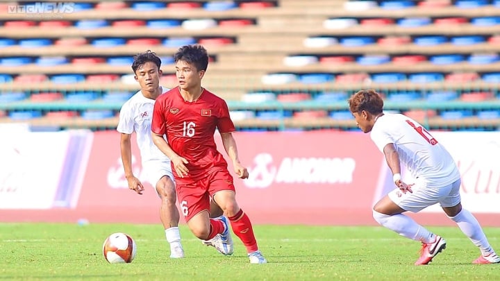 HLV Troussier: U22 Thái Lan, U22 Indonesia không mạnh hơn U22 Việt Nam - 1