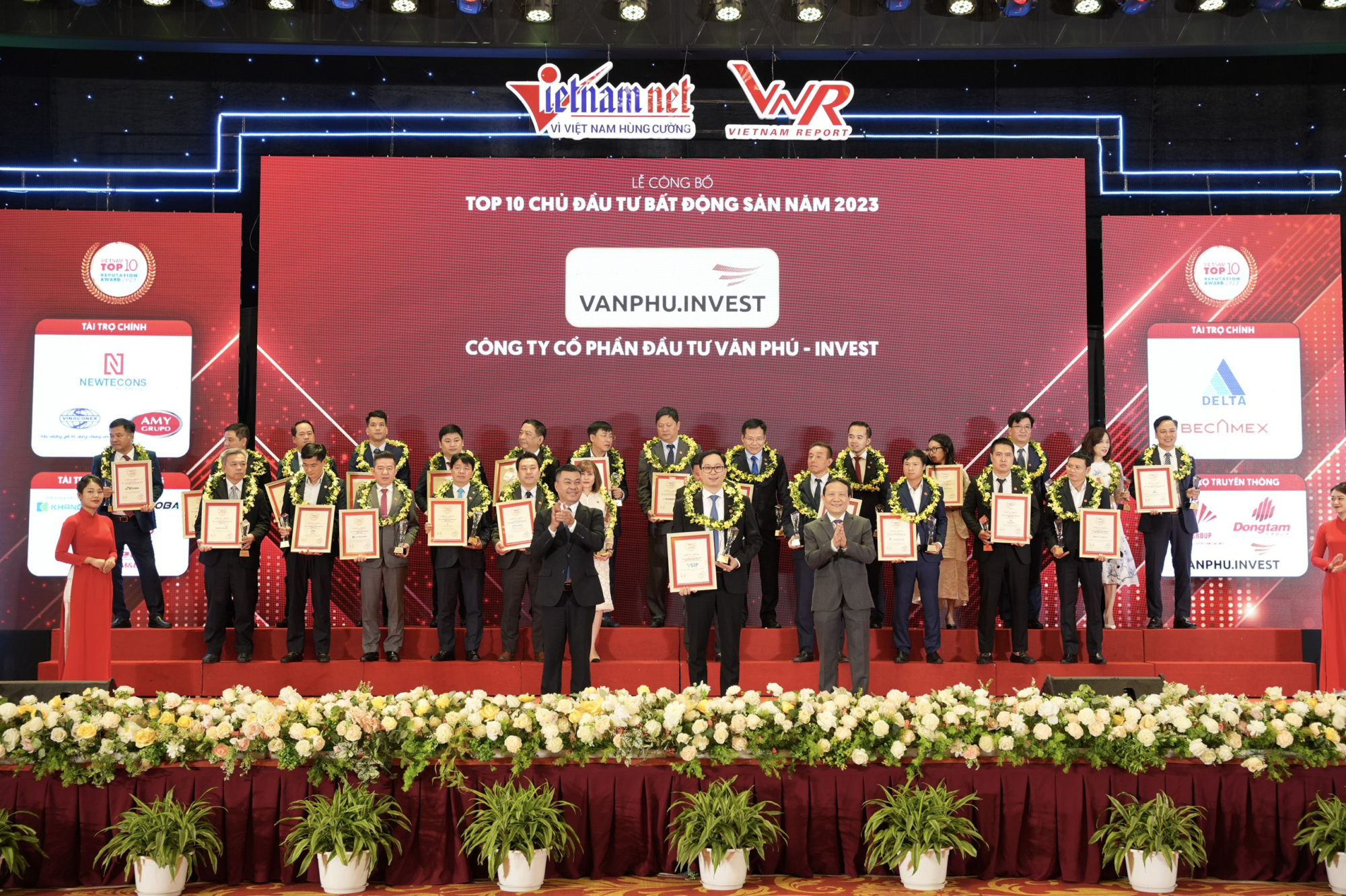 van phu invest vao top 10 chu dau tu bat dong san nam 2023 do vietnam report xep hang hinh 1