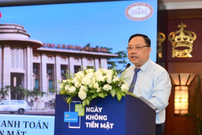 Ông Phạm Anh Tuấn, Vụ trưởng Thanh toán, Ngân hàng Nhà nước chia sẻ tại họp báo Ngày không tiền mặt diễn ra ngày 26/5. Ảnh: SBV