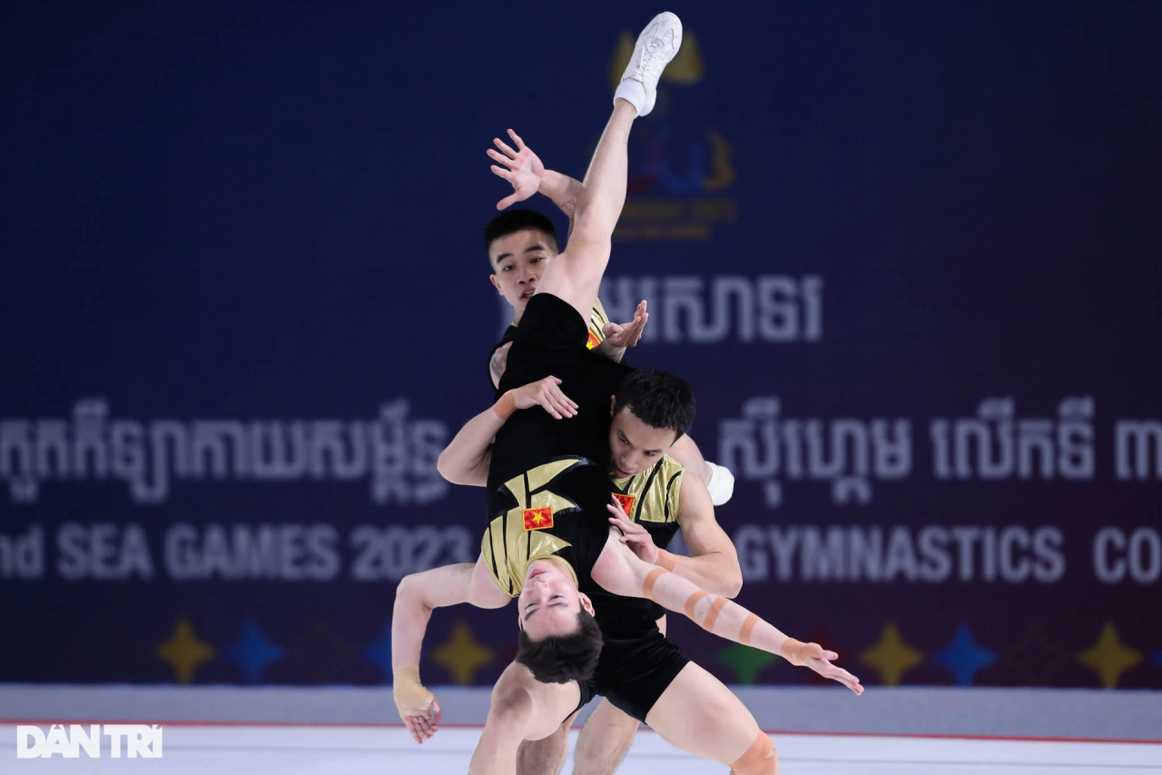 Ngắm các VĐV Aerobic trẻ đẹp giành trọn 5 HCV SEA Games cho Việt Nam - 8