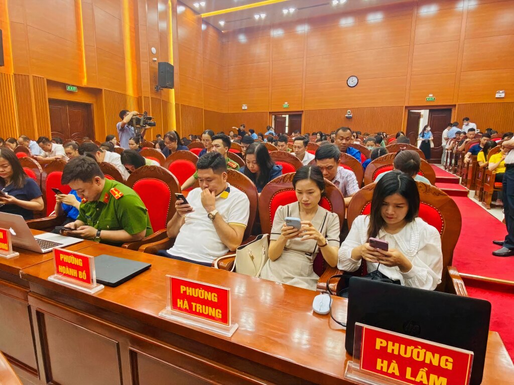 Thanh niên Hạ Long tham gia Cuộc thi tìm hiểu, tuyên truyền về Chuyển đổi số toàn diện thành phố năm 2023.