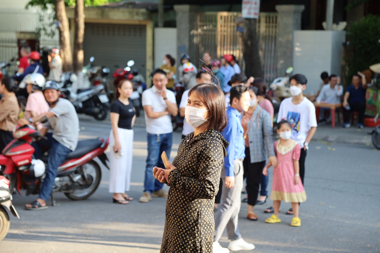 Nền nhiệt giảm trong ngày 9.600 thi sinh Quảng Trị bước vào kỳ thi tuyển lớp 10 - Ảnh 5.