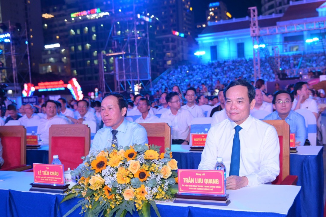 Phó Thủ tướng Trần Lưu Quang dự lễ khai mạc Festival Biển Nha Trang - Khánh Hòa 2023. (Nguồn: Báo Khánh Hòa)