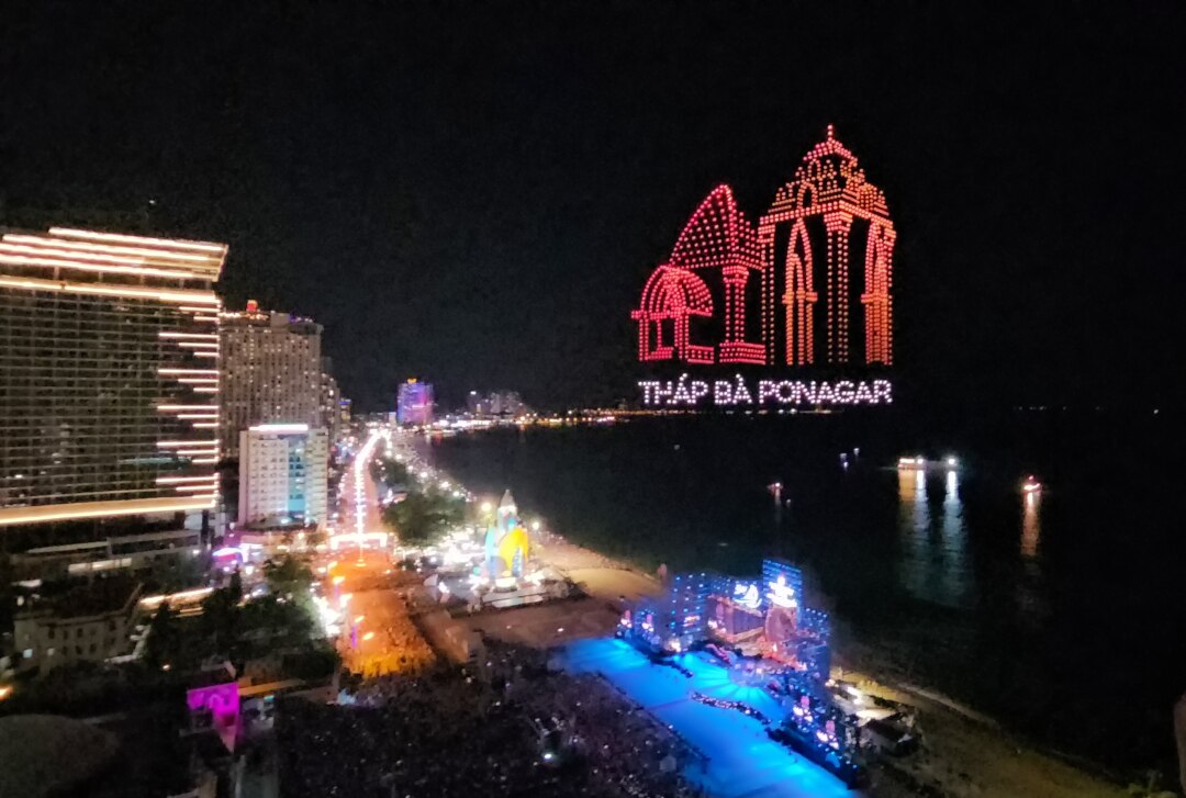 Sôi nổi và ấn tượng chương trình khai mạc Festival Biển Nha Trang Khánh Hòa 2023