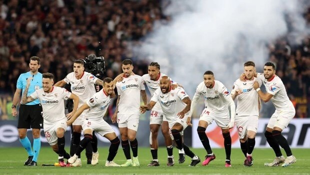 Sevilla vô địch Europa League sau loạt luân lưu định mệnh ảnh 2