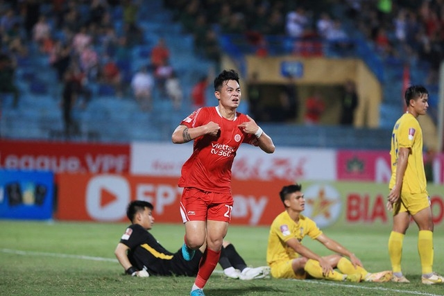 Bảng xếp hạng vòng 10 V-League 2023: Tốp đầu khựng lại ảnh 4