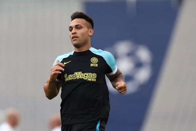 Lautaro trên sân Ataturk ngày 9/6. Ảnh: inter.it