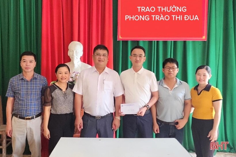 “Yêu nước thì phải thi đua”