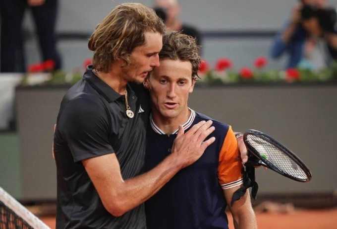 zverev-ruud-abraco-rg-800-int-3424-16864