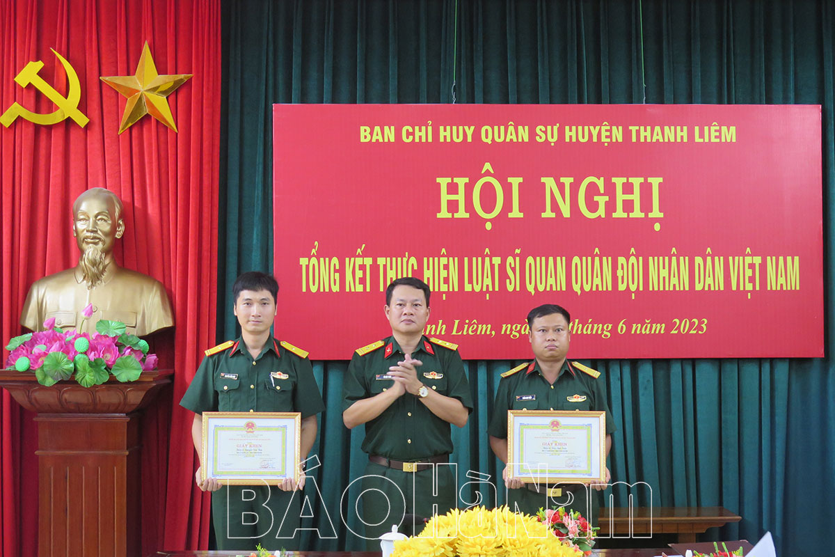 Ban CHQS huyện Thanh Liêm Kim Bảng tổng kết Luật sĩ quan Quân đội nhân dân Việt Nam