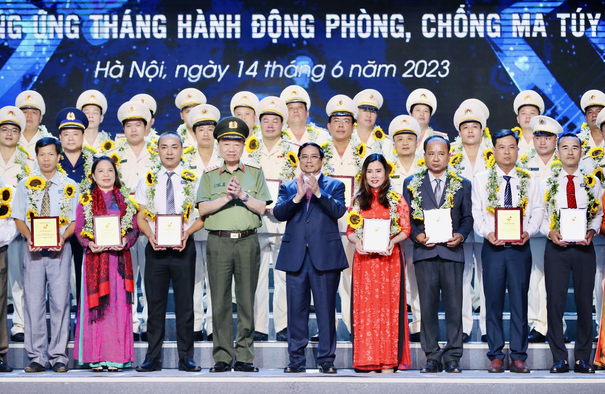 'Ma túy nhấn chìm tương lai, làm rơi nước mắt, làm tan vỡ biết bao gia đình' - Ảnh 4.