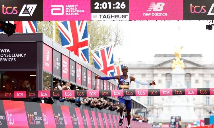 Kelvin Kiptum vô địch London Marathon