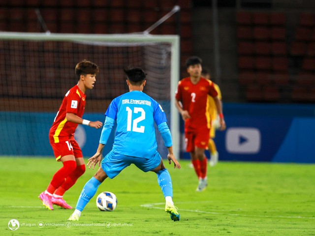 ĐT U17 Việt Nam chia điểm với U17 Ấn Độ trong trận ra quân tại VCK U17 châu Á 2023 - Ảnh 3.